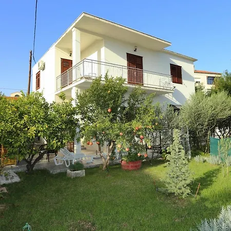 Apartment Apartments With Parking Space Trogir - 10337 Trogir
