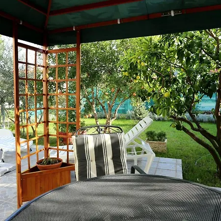 Apartments With Parking Space Trogir - 10337 Apartment Trogir