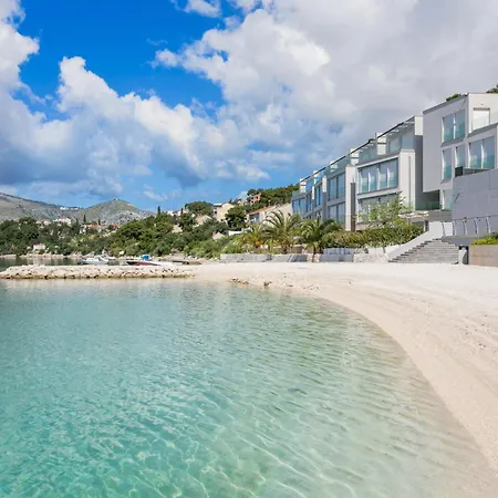 Apartments With Parking Space Trogir - 10337