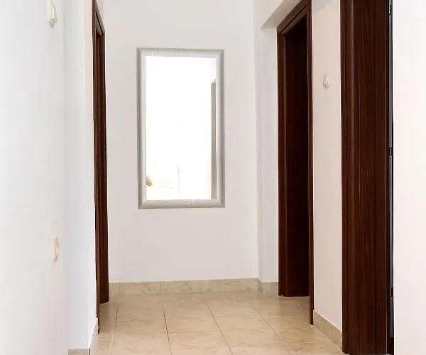 Apartments With Parking Space Trogir - 10337 Lejlighed Trogir